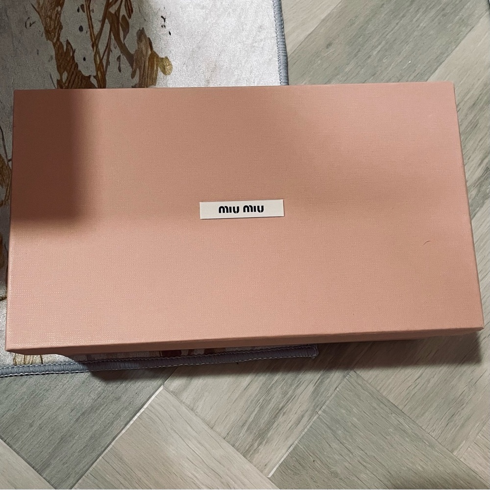 Light Pink Miu Miu empty shoe box